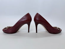 Load image into Gallery viewer, Gucci Burgundy Guccissima Platform Pumps Size 38