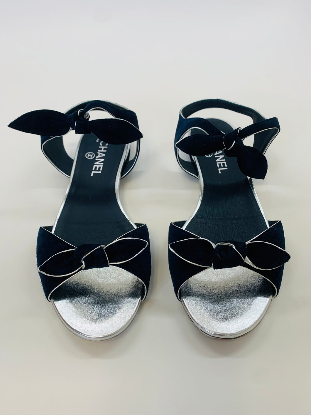 CHANEL Navy Blue Flat Sandal Size 39 1/2