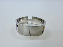 Load image into Gallery viewer, Hermes Wide Clic H Bracelet Size PM