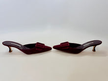 Load image into Gallery viewer, Manolo Blahnik Burgundy Maysale Mule Size 42