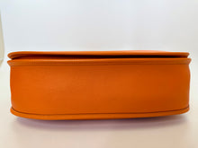 Load image into Gallery viewer, Hermès Orange Evelyne III GM Bag