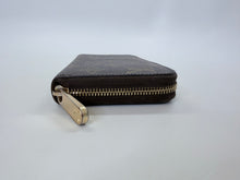 Load image into Gallery viewer, Louis Vuitton Monogram Canvas Zippy Wallet