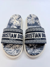 Load image into Gallery viewer, Christian Dior Dway 10mm Slide Sandal Size 39 1/2
