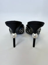 Load image into Gallery viewer, CHANEL Tweed and Man Made Pearl Mules Size 39 1/2