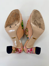 Load image into Gallery viewer, Gucci Blooms Slide Sandal Size 37 1/2