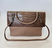 Load image into Gallery viewer, Givenchy Medium Shark Bag