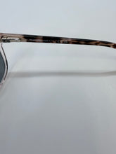 Load image into Gallery viewer, Tom Ford Soft Square Sunglasses