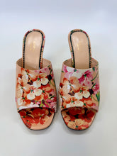 Load image into Gallery viewer, Gucci Blooms Slide Sandal Size 37 1/2