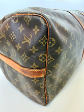 Load image into Gallery viewer, Louis Vuitton Monogram Canvas Keepall Bandouliere 55