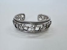 Load image into Gallery viewer, David Yurman Quatrefoil Pave Diamond Cuff