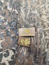 Load image into Gallery viewer, Loro Piana Large Oblong Shawl