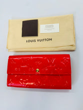 Load image into Gallery viewer, Louis Vuitton Grenadine Monogram Sarah Wallet