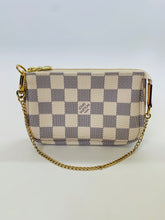 Load image into Gallery viewer, Louis Vuitton Damier Azur Mini Pochette Accessories