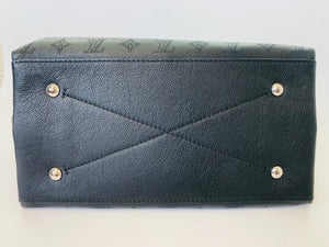 Louis Vuitton Noir Mahina Leather Carmel Bag