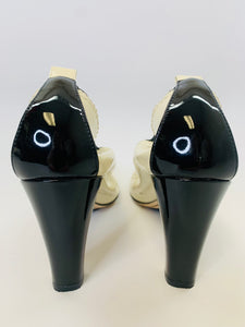 CHANEL CC Side Cap Toe Pumps Size 39 1/2