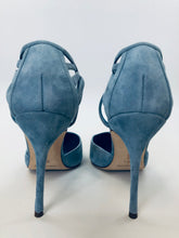 Load image into Gallery viewer, Manolo Blahnik Blue Getta 105 Pumps Size 39 1/2