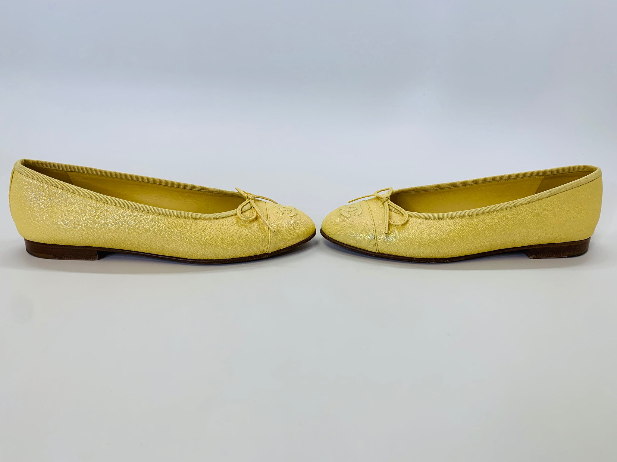CHANEL バレリーナ37 CHANEL Yellow Ballerina Flats Size 37 – JDEX Styles