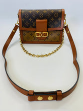 Load image into Gallery viewer, Louis Vuitton Dauphine MM Reverse Monogram Bag