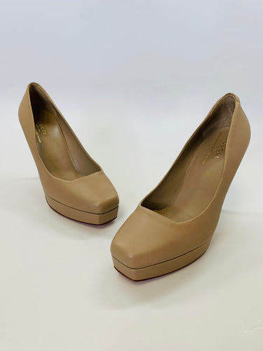 Gucci Tile Square Toe Platform Pump Size 36 1/2