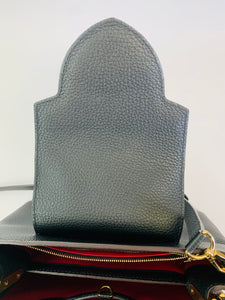 Louis Vuitton Noir Capucines MM Bag