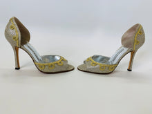 Load image into Gallery viewer, Manolo Blahnik Silver and Gold Sandals Size 37