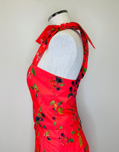 Load image into Gallery viewer, Cara Cara Coral Botanical Helena Top Sizes M and L