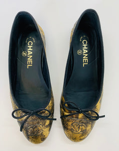 CHANEL Black and Gold Ballerina Flats Size 36