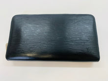 Load image into Gallery viewer, Louis Vuitton Black Epi Leather Zippy Wallet