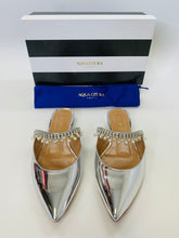 Load image into Gallery viewer, Aquazzura Pearl and Crystal Exquisite Flat Size 40