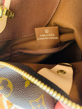 Load image into Gallery viewer, Louis Vuitton Monogram Canvas Speedy Bandouliere 25