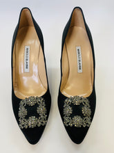 Load image into Gallery viewer, Manolo Blahnik Black Hangisi 105mm Pump Size 39 1/2