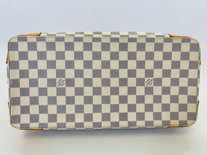 Louis Vuitton Hampstead MM Tote Bag