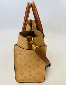 Louis Vuitton Arizona Beige On My Side MM Bag