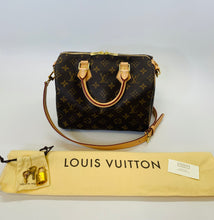 Load image into Gallery viewer, Louis Vuitton Monogram Canvas Speedy Bandouliere 25