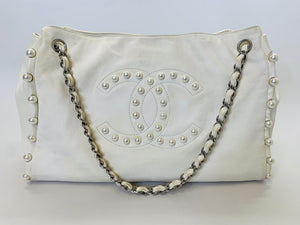 CHANEL Ivory Pearl Obsession Medium Tote Bag