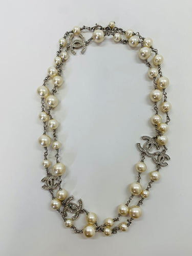 CHANEL Classic Long Man Made Pearl CC Necklace