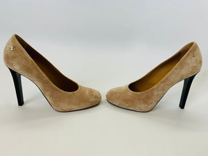 CHANEL Camel Suede Pumps Size 39 1/2