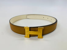 Load image into Gallery viewer, Hermès Mini Constance Martelee Belt 24mm Size 75