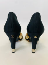 Load image into Gallery viewer, CHANEL Pearl and Grosgrain Pumps Size 39