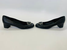 Load image into Gallery viewer, Gucci Black Leather G Buckle Pumps Size 39 1/2