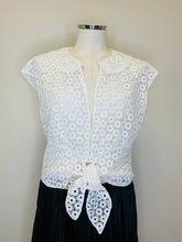 Load image into Gallery viewer, CHANEL Ivory Floral Lace Top Size 44