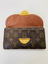 Load image into Gallery viewer, Louis Vuitton Monogram Canvas Eugenie Wallet