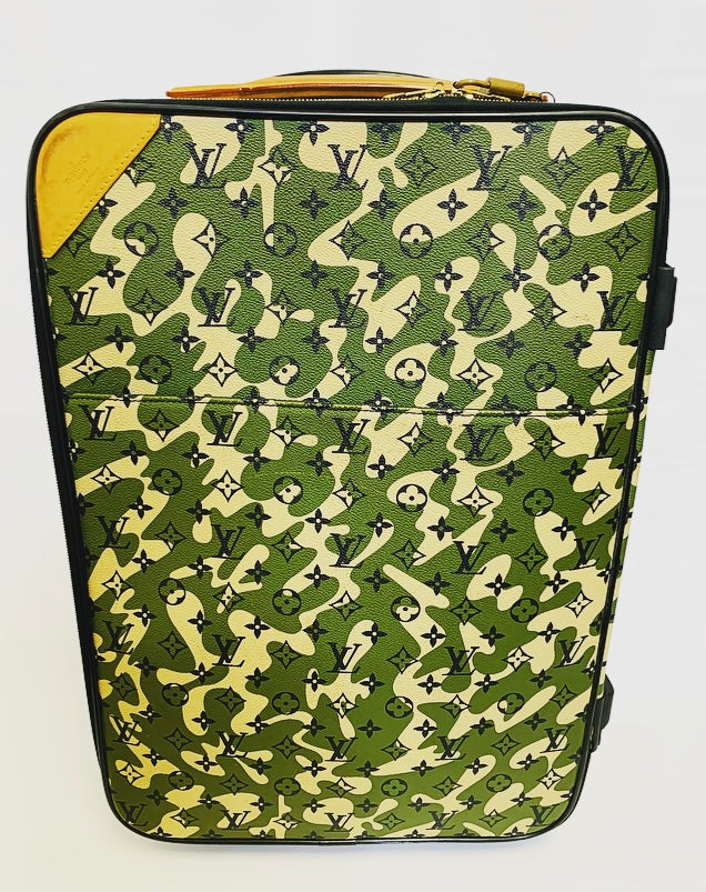 Louis Vuitton x Takashi Murakami Monogramouflage Pegase 60
