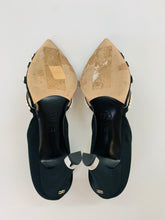 Load image into Gallery viewer, CHANEL Pearl and Grosgrain Pumps Size 39