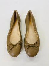 Load image into Gallery viewer, Fendi Taupe Ballerina Flats Size 39 1/2