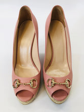Load image into Gallery viewer, Gucci Soft Pink Leather Peep Toe Wedges
