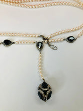 Load image into Gallery viewer, Valentino Garavani Pearl Belt and Necklace