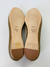 Load image into Gallery viewer, Fendi Taupe Ballerina Flats Size 39 1/2