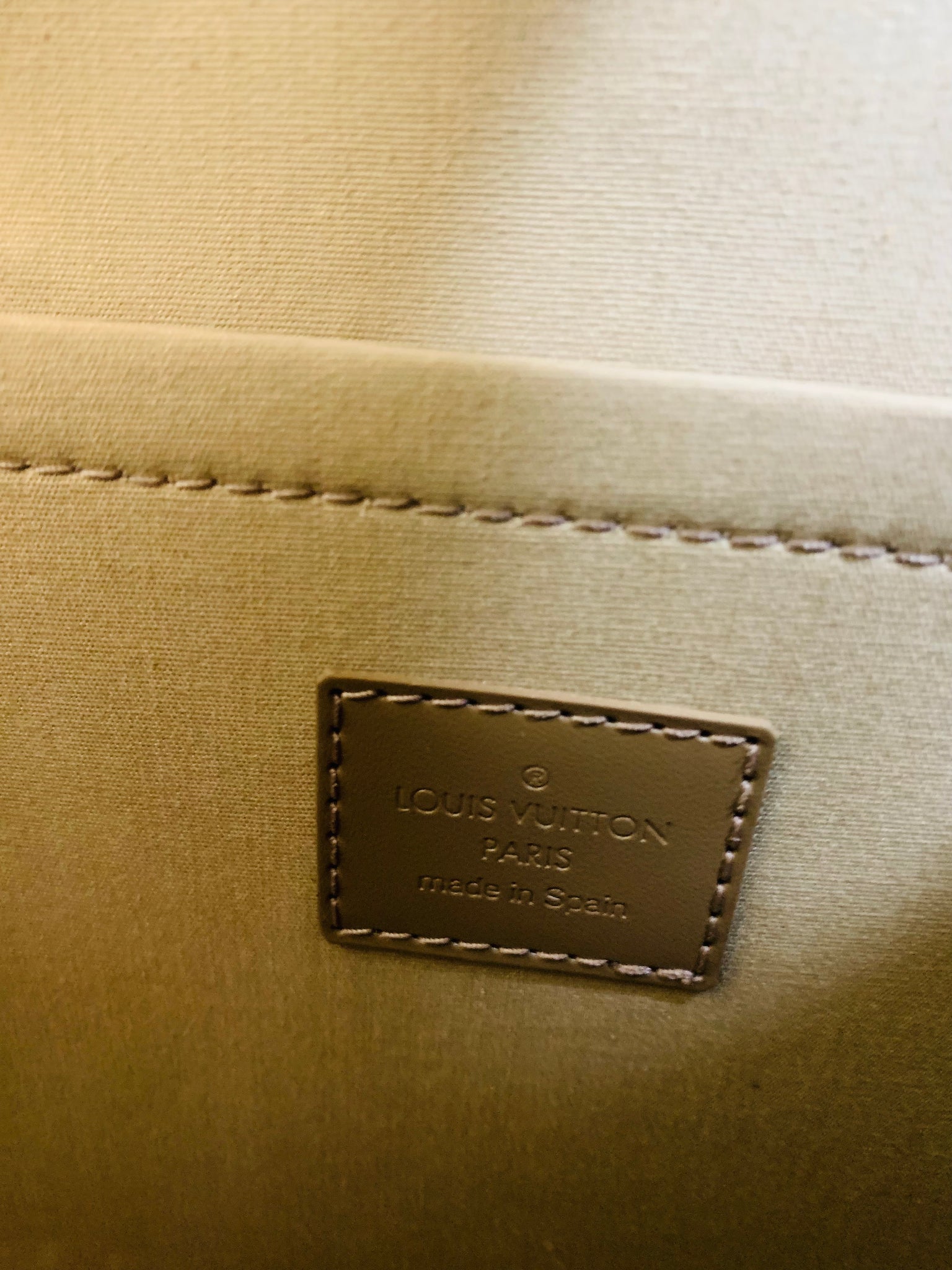 Louis Vuitton Pepper Epi Leather Croisette GM Tote Bag - Yoogi's Closet