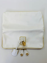 Load image into Gallery viewer, Alexander McQueen White Leather Skull Clutch
